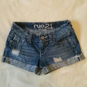 Rue 21 shorts sz 1 / 2